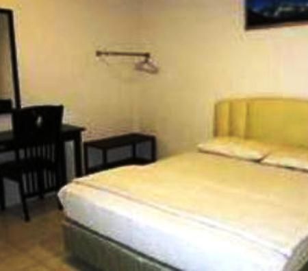 Mendu Inn Кучинг Стая снимка